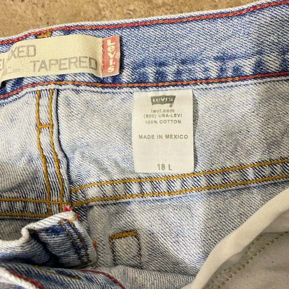 Levi’s 550 Relaxed Tapered Jeans Size 18 Long - Picture 8 of 8